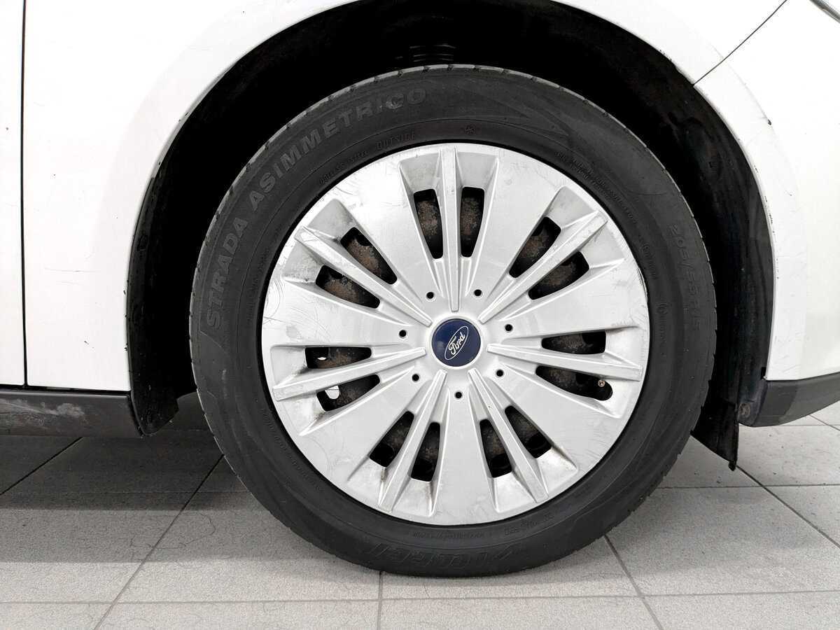 Форд Фокус б/у, 2017, Роботизированная. Фото: #17