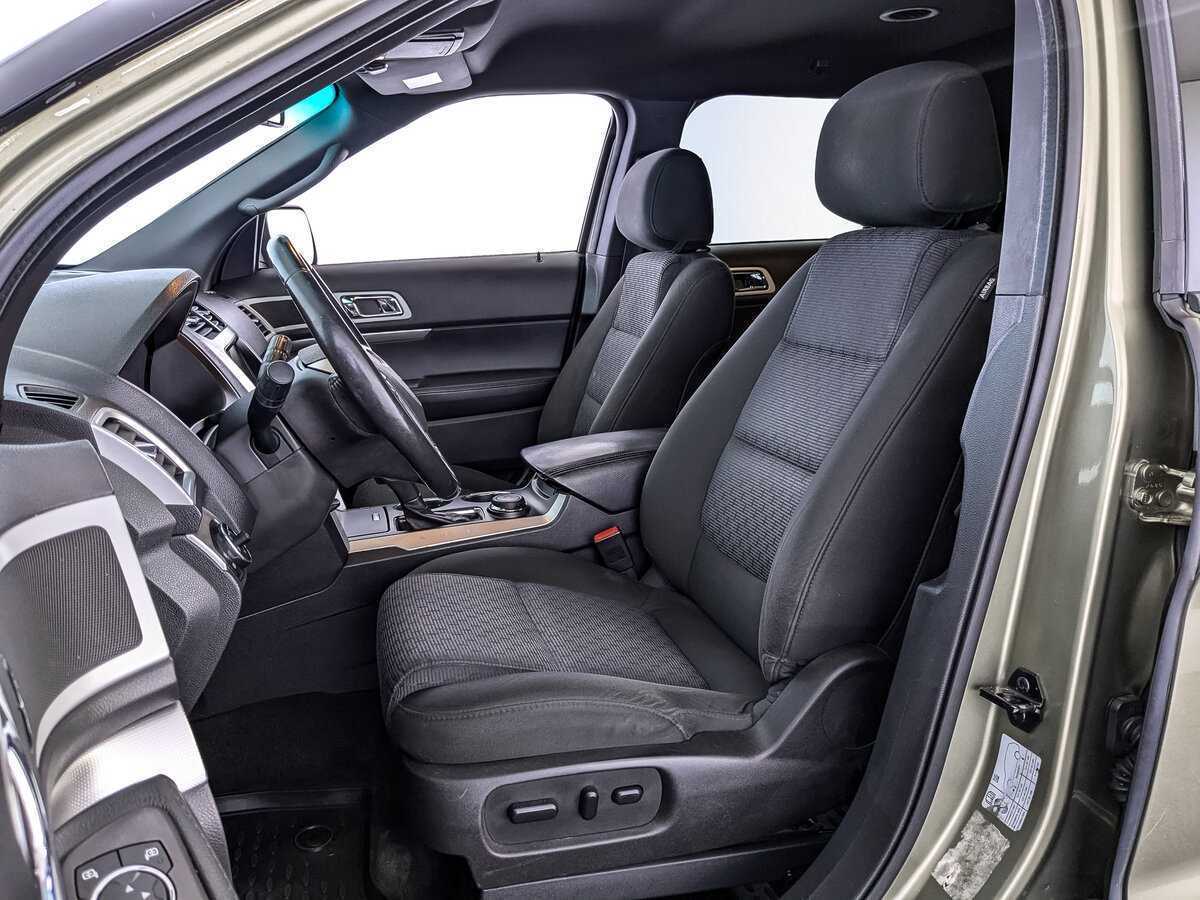 Форд Експлорер б/у, 2014, Автоматическая. Фото: #17