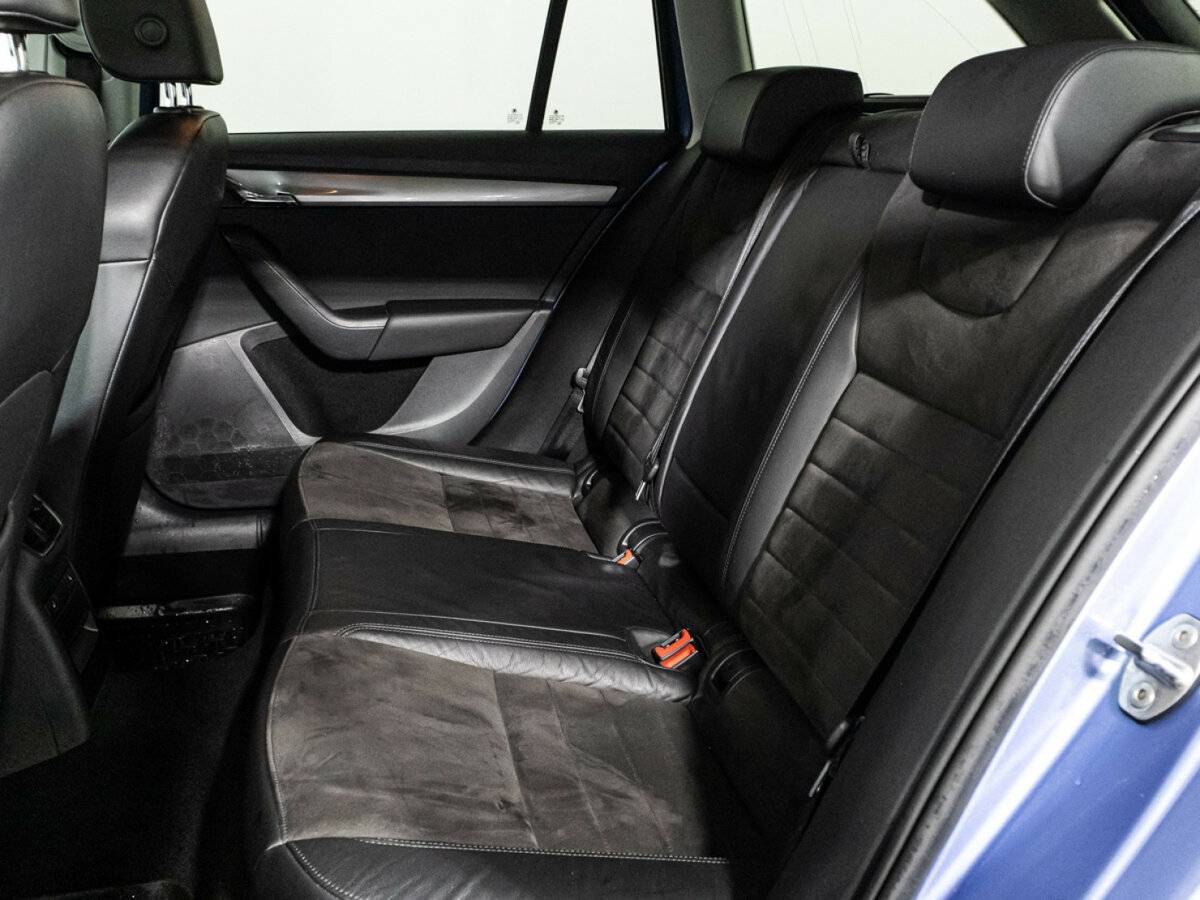 Шкода Октавия б/у, 2015, Роботизированная. Фото: #9