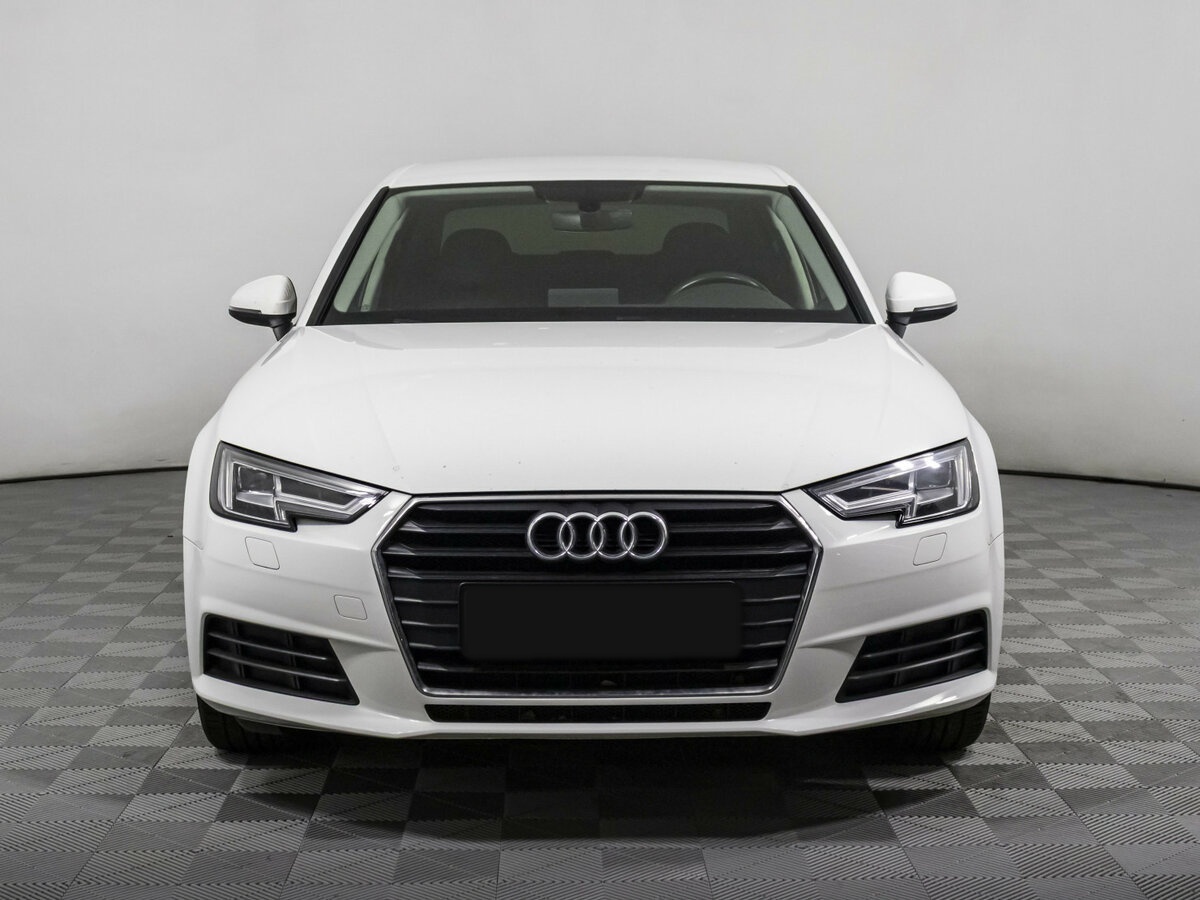 Ауди А4 б/у, 2018, Роботизированная. Фото: #1