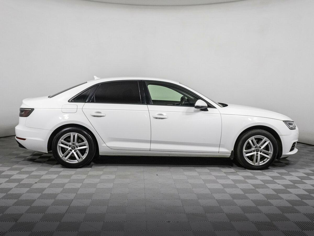 Ауди А4 б/у, 2018, Роботизированная. Фото: #3