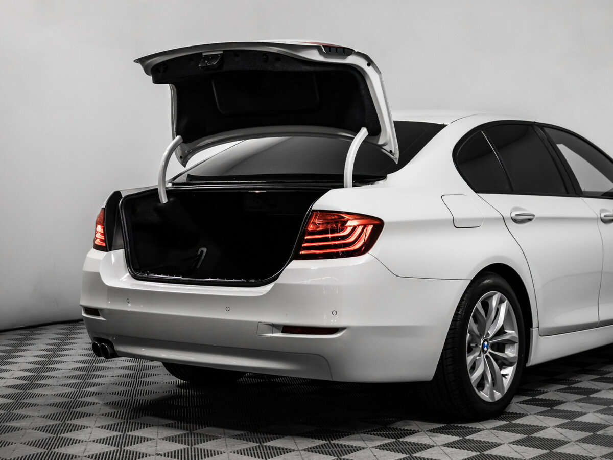 БМВ 5 серии б/у, 2015, Автоматическая. Фото: #13