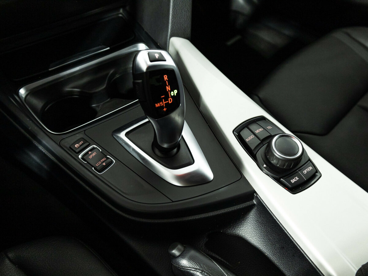 БМВ 3 серии б/у, 2015, Автоматическая. Фото: #19