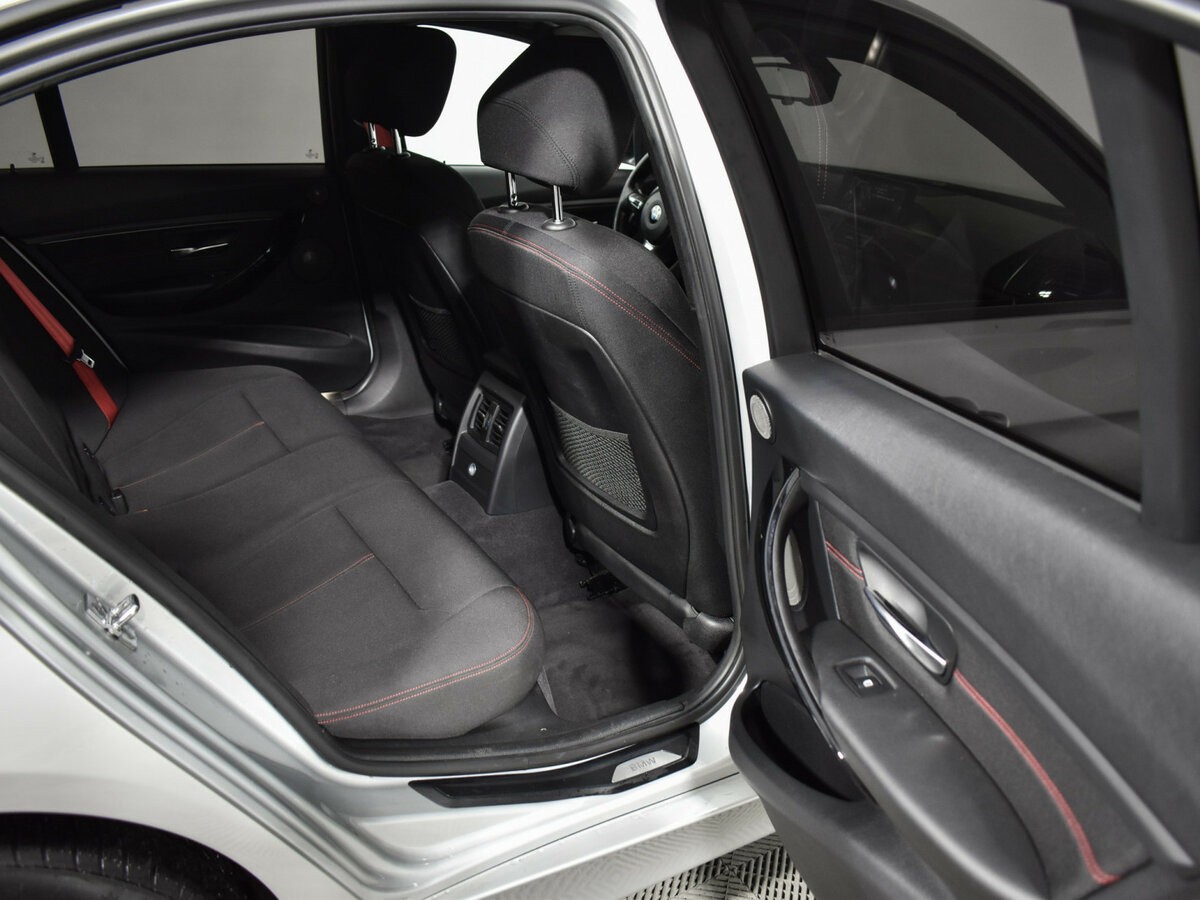 БМВ 3 серии б/у, 2012, Автоматическая. Фото: #11