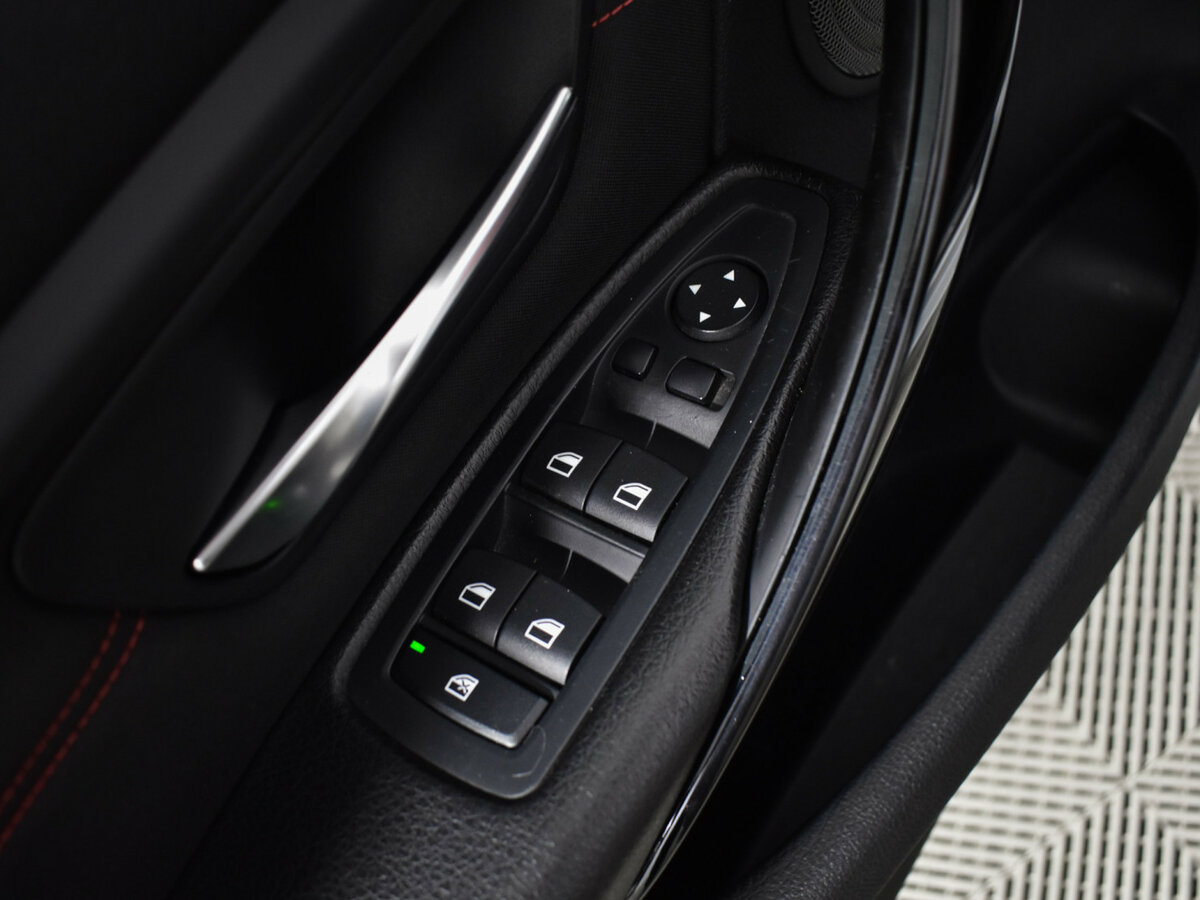 БМВ 3 серии б/у, 2012, Автоматическая. Фото: #16